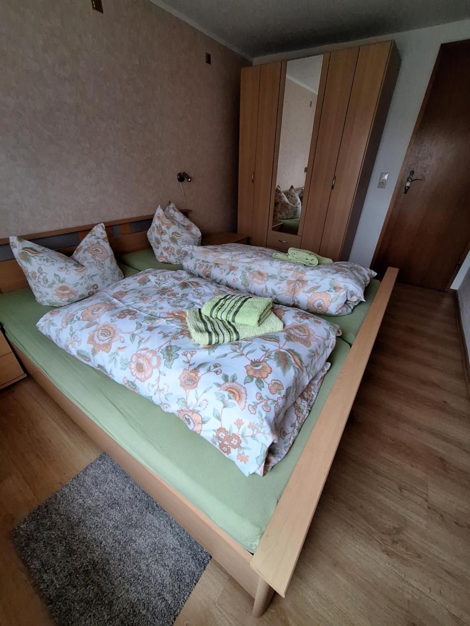 Ferienwohnung Blick Zum Zirkelstein Reinhardtsdorf-Schona Exterior foto